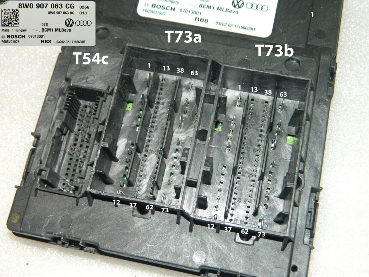 Highline BCM1 8W0 907 063 CG connector side with T54c, T73a and T73b connectors and pin numbering